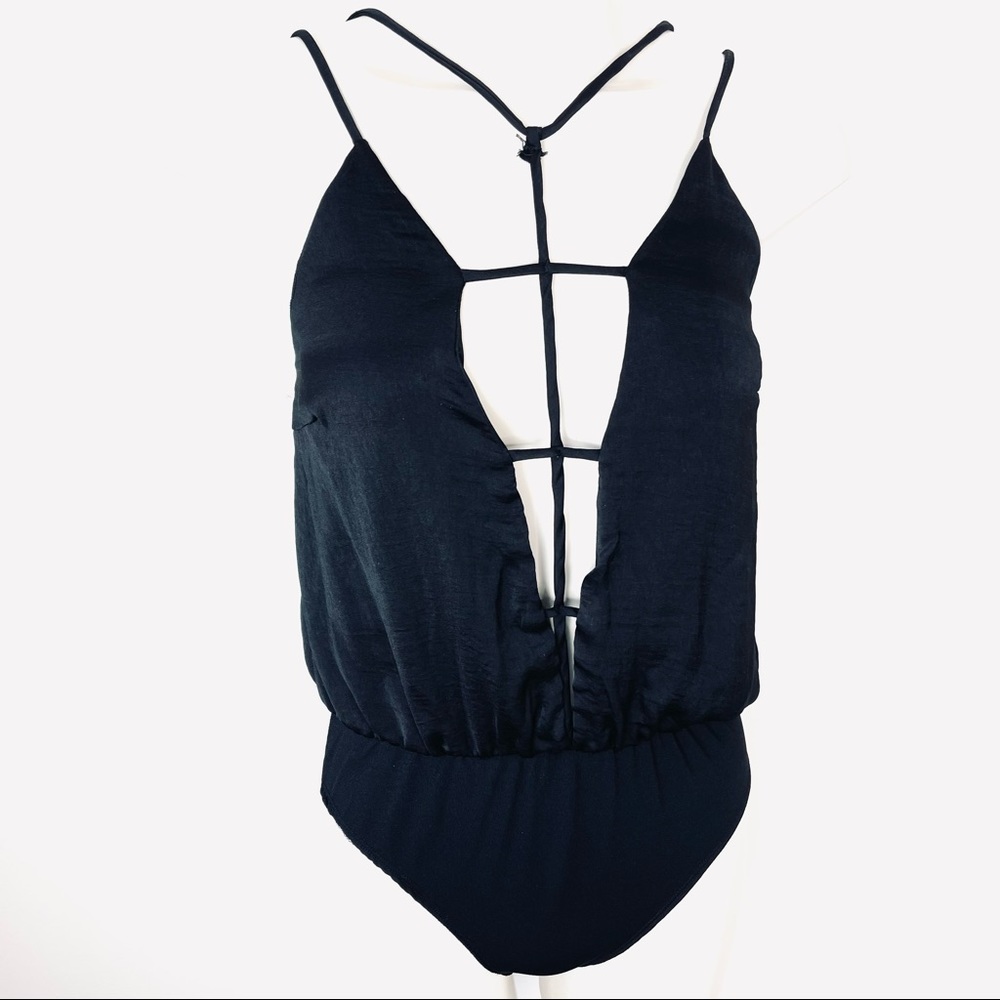 CHARLOTTE RUSSE cut out bodysuit SEXY 1 piece OPEN FRONT plunging V-neck BLACK S - Picture 12 of 12